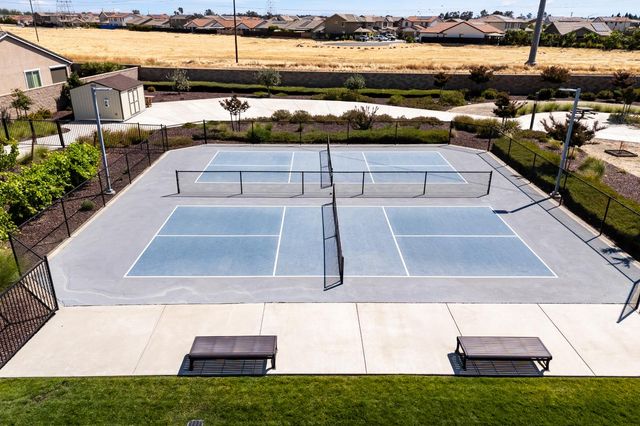 9236 Summer Holly Way, Sacramento, CA 95829