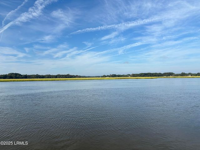 20 Garrett Lane, Seabrook, SC 29940