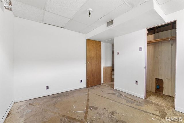325 Moule Drive, Florissant, MO 63031