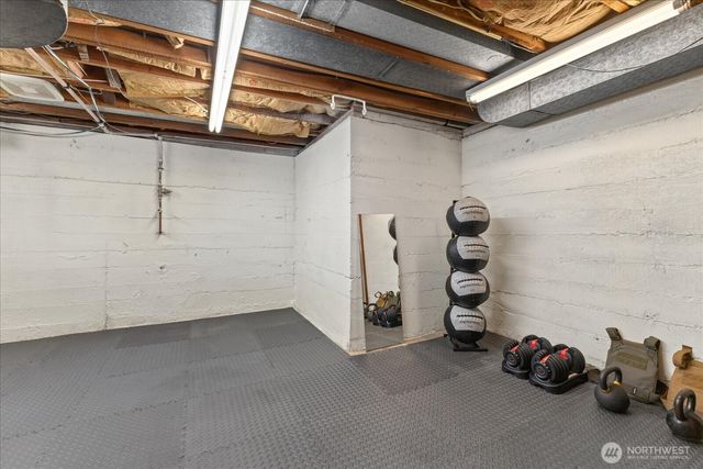 6523 40th Avenue NE, Seattle, WA 98115