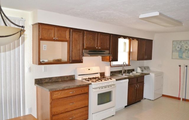 2683 Home Orchard Drive 2683 Home Orchard Drive, Springfield, OH 45503