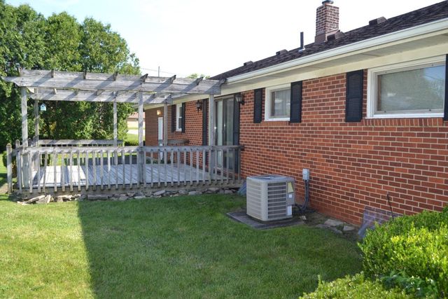 2683 Home Orchard Drive 2683 Home Orchard Drive, Springfield, OH 45503