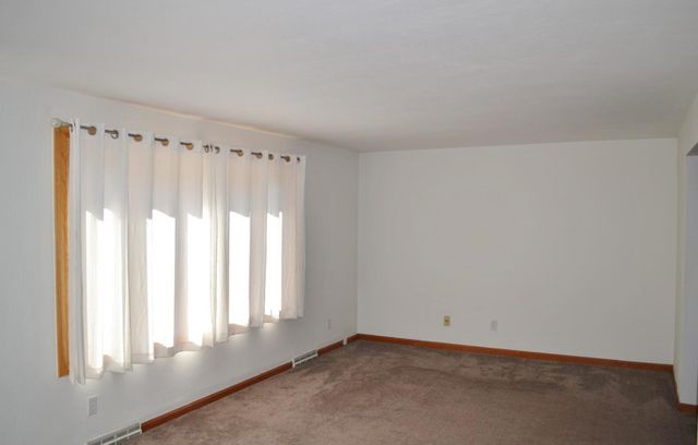2683 Home Orchard Drive 2683 Home Orchard Drive, Springfield, OH 45503
