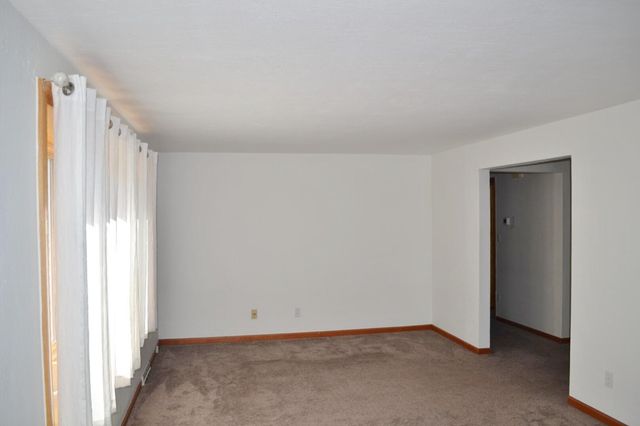 2683 Home Orchard Drive 2683 Home Orchard Drive, Springfield, OH 45503