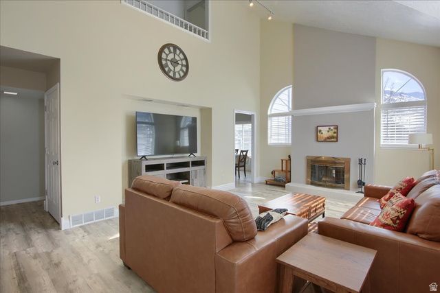 1147 EASTRIDGE DR, Logan, UT 84321