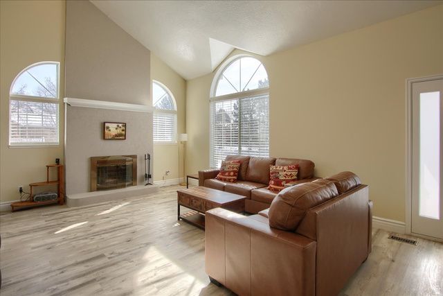 1147 EASTRIDGE DR, Logan, UT 84321