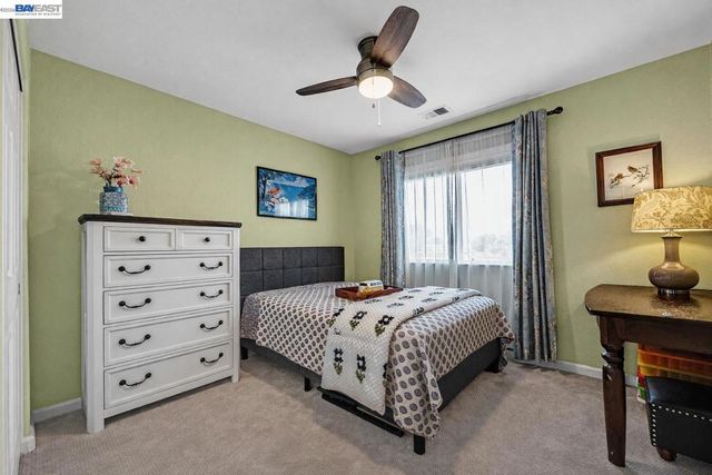 15100 Shining Star Ln, San Leandro, CA 94579