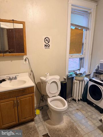 1332 W HUNTING PARK AVE, Philadelphia, PA 19140