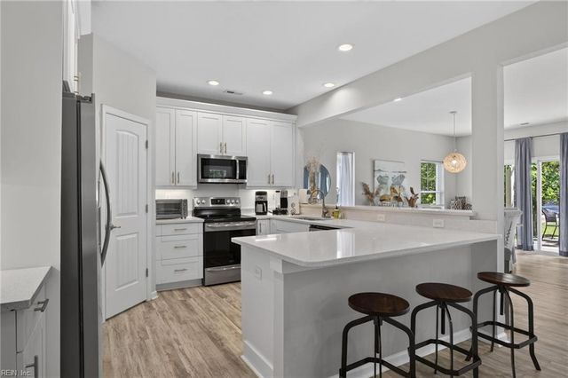 737 23rd ST, Virginia Beach, VA 23451