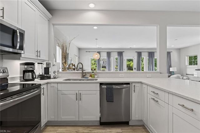 737 23rd ST, Virginia Beach, VA 23451