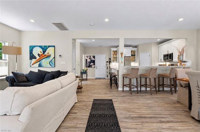 737 23rd ST, Virginia Beach, VA 23451