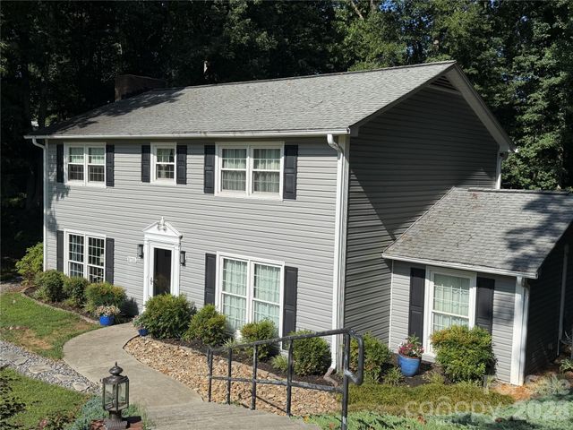 3755 21st Street NE, Hickory, NC 28601