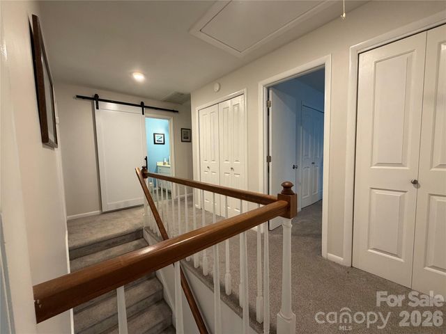 3755 21st Street NE, Hickory, NC 28601