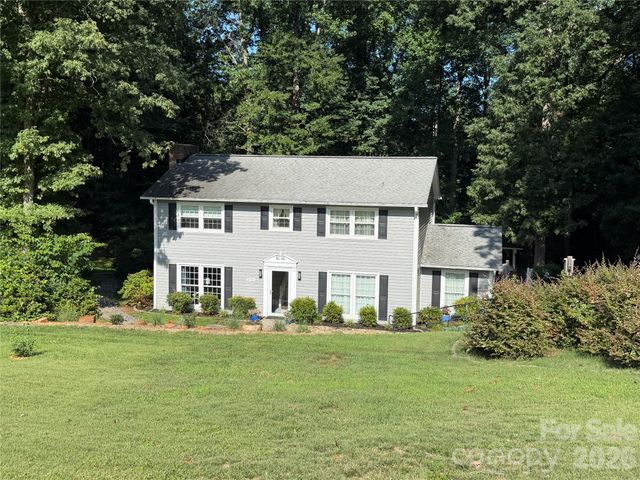 3755 21st Street NE, Hickory, NC 28601