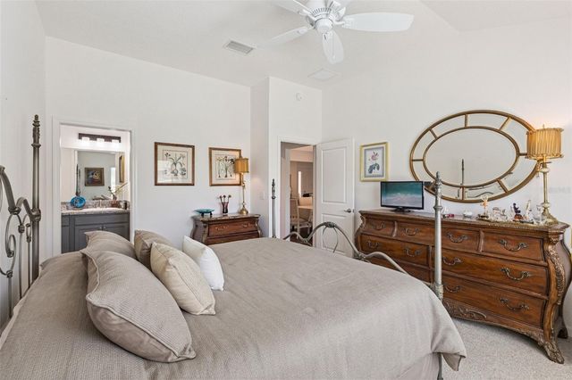 2378 YOUNGMANN LOOP, The Villages, FL 32163