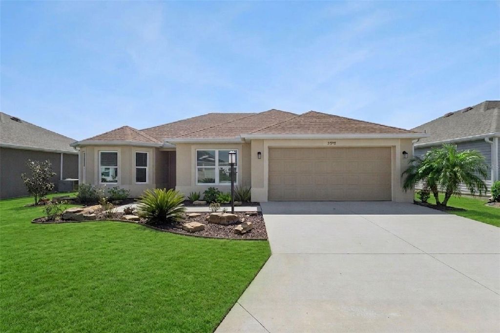 Image 30 of property listing at 2378 YOUNGMANN LOOP, The Villages, FL 32163