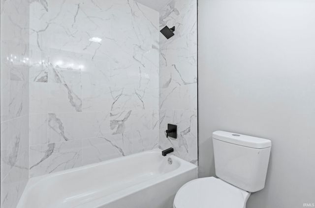 5006 Woodlea Avenue, Fort Wayne, IN 46835