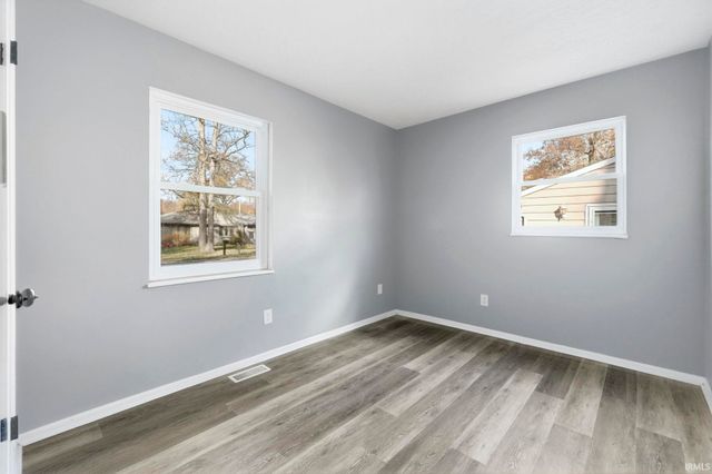 5006 Woodlea Avenue, Fort Wayne, IN 46835