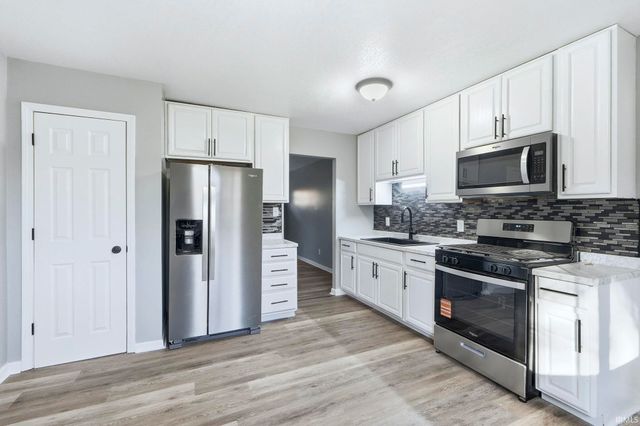 5006 Woodlea Avenue, Fort Wayne, IN 46835