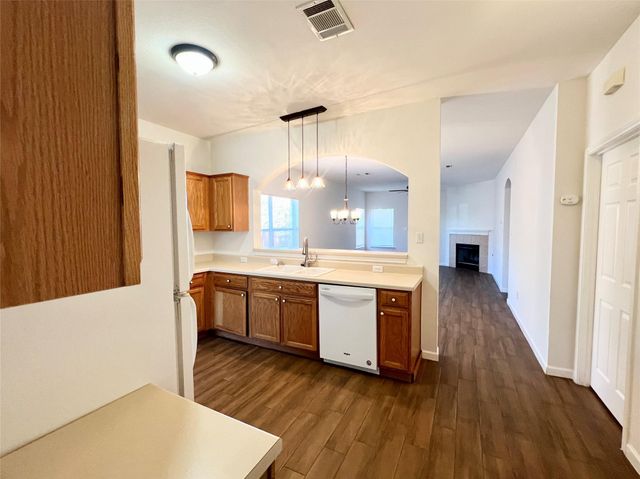 804 North Creek BLVD, Leander, TX 78641