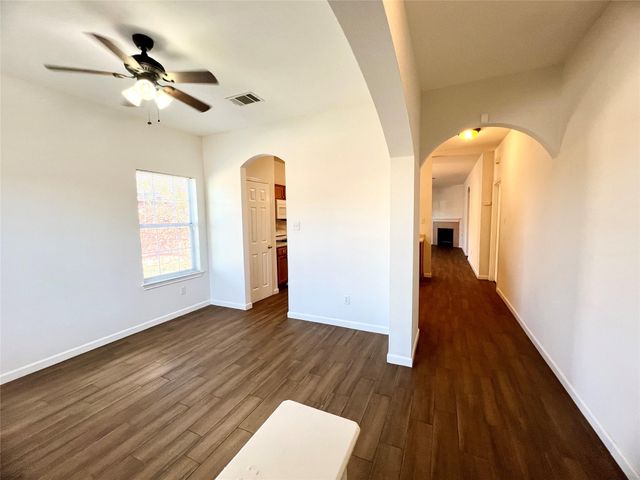 804 North Creek BLVD, Leander, TX 78641