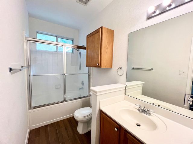 804 North Creek BLVD, Leander, TX 78641