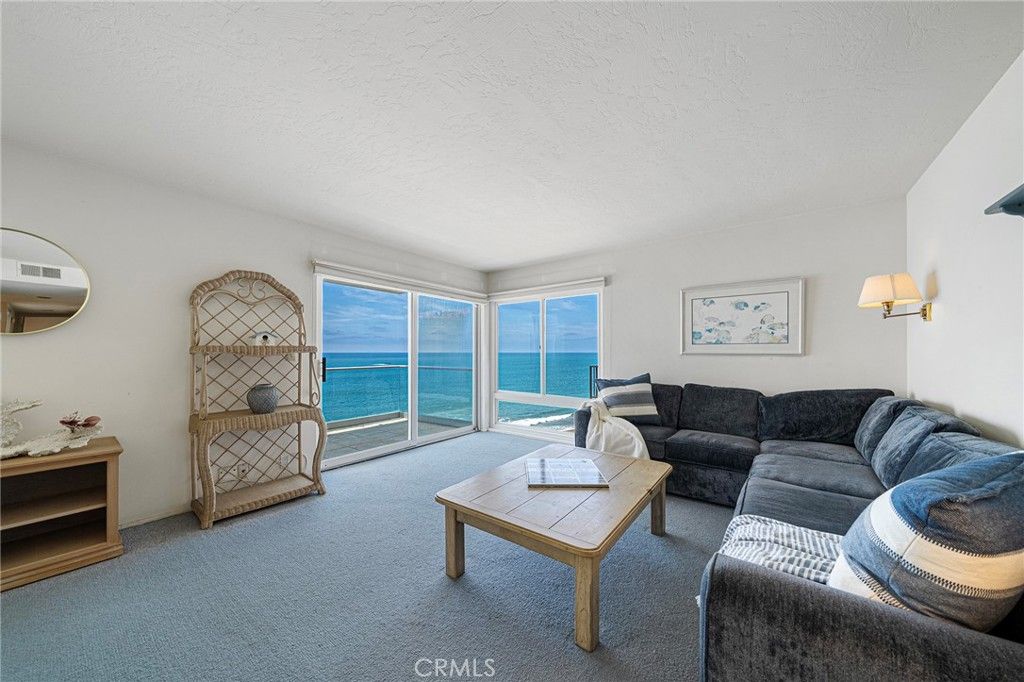 Image 7 of property listing at 267 Avenida Lobeiro D, San Clemente, CA 92672