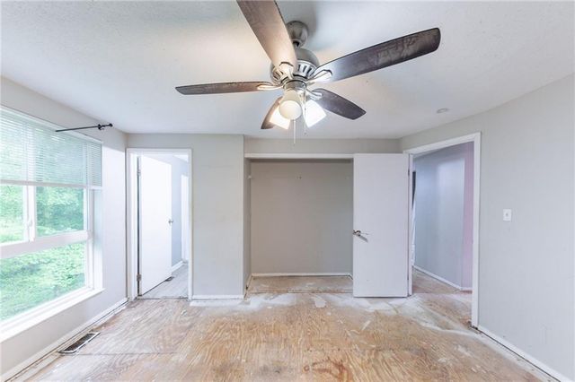 1060 S Millard Way, Stone Mountain, GA 30088