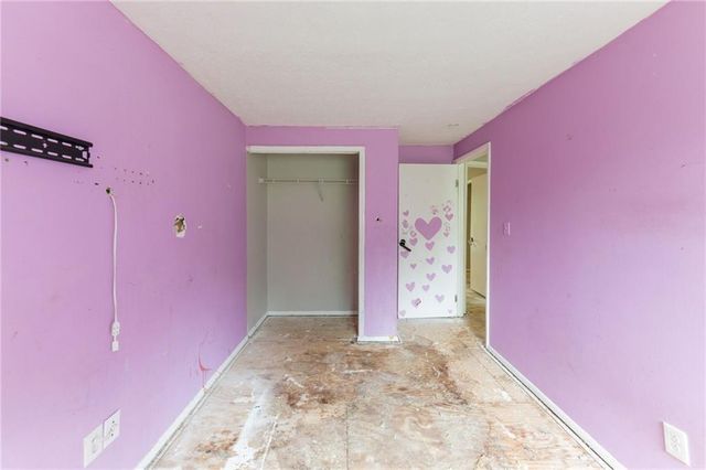 1060 S Millard Way, Stone Mountain, GA 30088