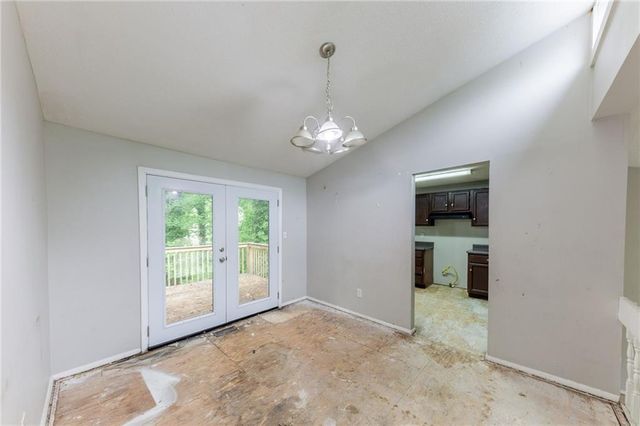 1060 S Millard Way, Stone Mountain, GA 30088