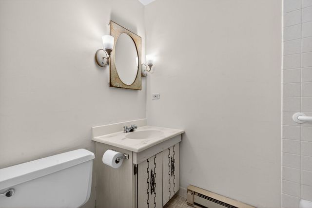 931 W Arquilla Drive 415, Glenwood, IL 60425