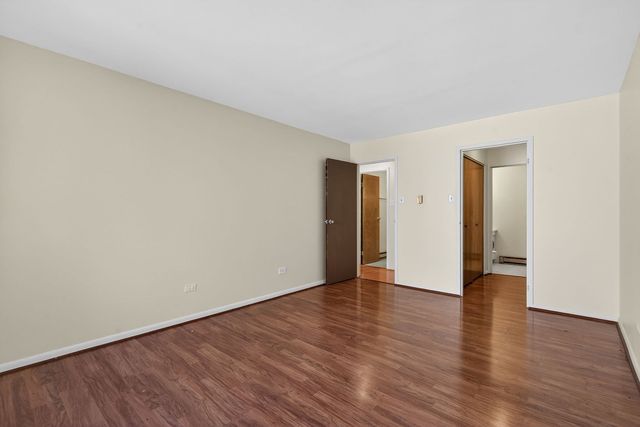 931 W Arquilla Drive 415, Glenwood, IL 60425