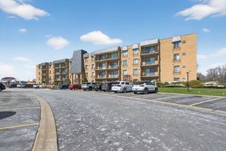 931 W Arquilla Drive 415, Glenwood, IL 60425