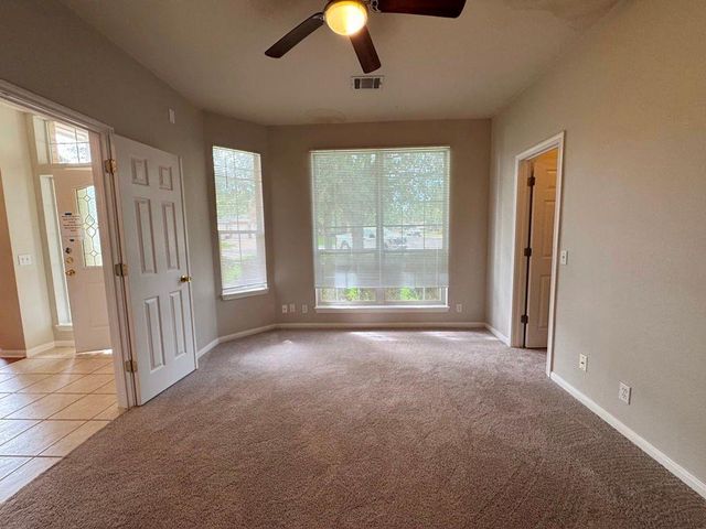 6046 Ronchamps DR, Round Rock, TX 78681
