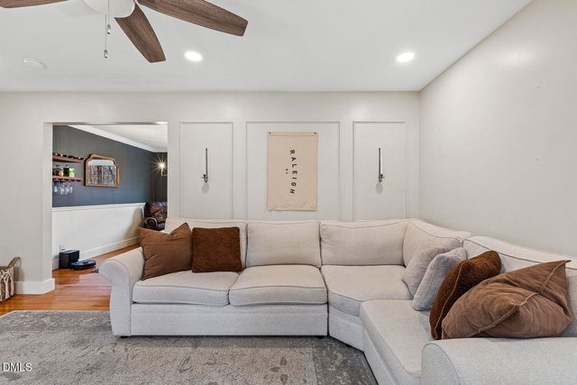 104 Trailwood Court, Chapel Hill, NC 27516