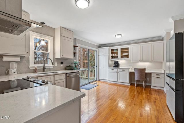 104 Trailwood Court, Chapel Hill, NC 27516