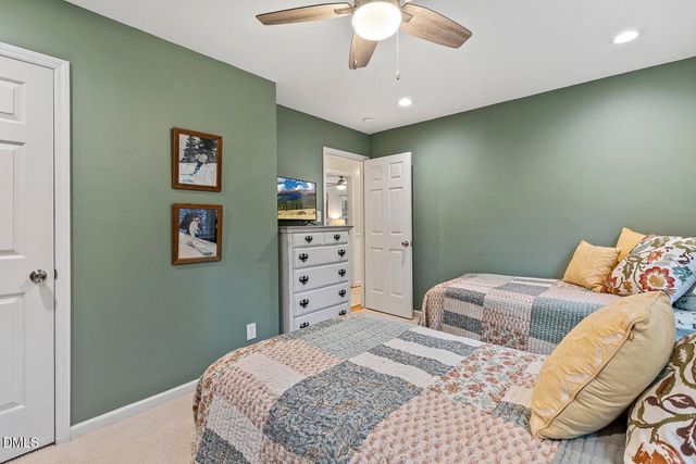 104 Trailwood Court, Chapel Hill, NC 27516