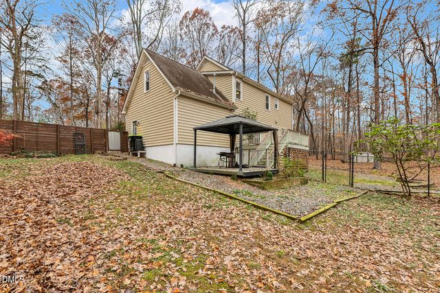 104 Trailwood Court, Chapel Hill, NC 27516