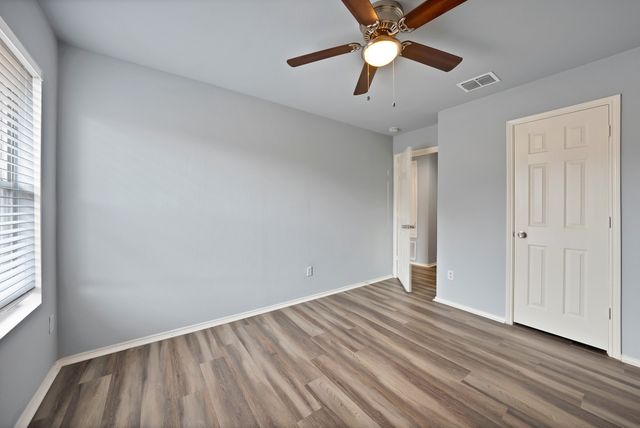 1401 Whitewater Drive, Little Elm, TX 75068