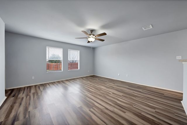 1401 Whitewater Drive, Little Elm, TX 75068