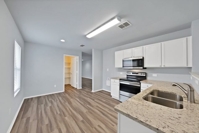 1401 Whitewater Drive, Little Elm, TX 75068