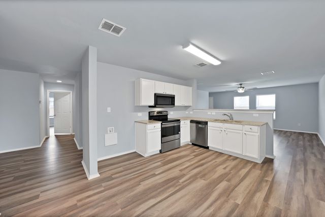 1401 Whitewater Drive, Little Elm, TX 75068