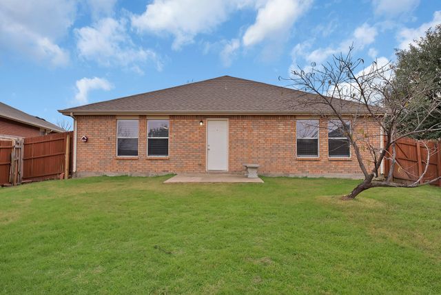 1401 Whitewater Drive, Little Elm, TX 75068