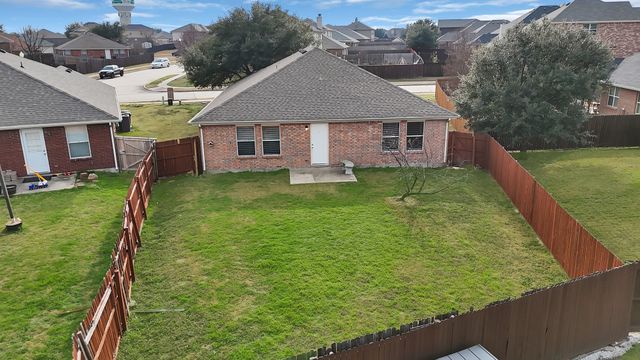 1401 Whitewater Drive, Little Elm, TX 75068