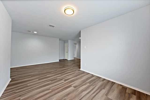 1401 Whitewater Drive, Little Elm, TX 75068