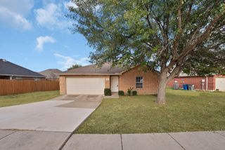 1401 Whitewater Drive, Little Elm, TX 75068