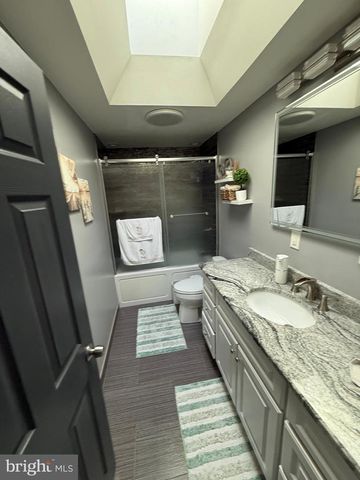 2932 CLINTON ST, Camden, NJ 08105