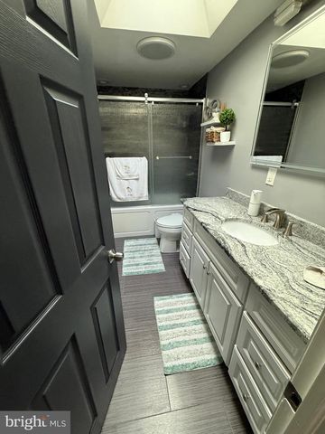 2932 CLINTON ST, Camden, NJ 08105