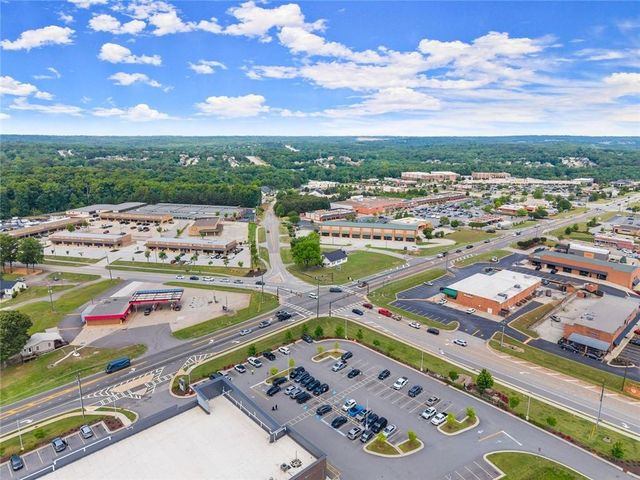 5378 Thompson Mill Road, Hoschton, GA 30548