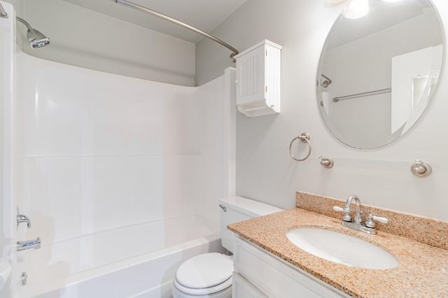 333 8th Street SE 316, Minneapolis, MN 55414